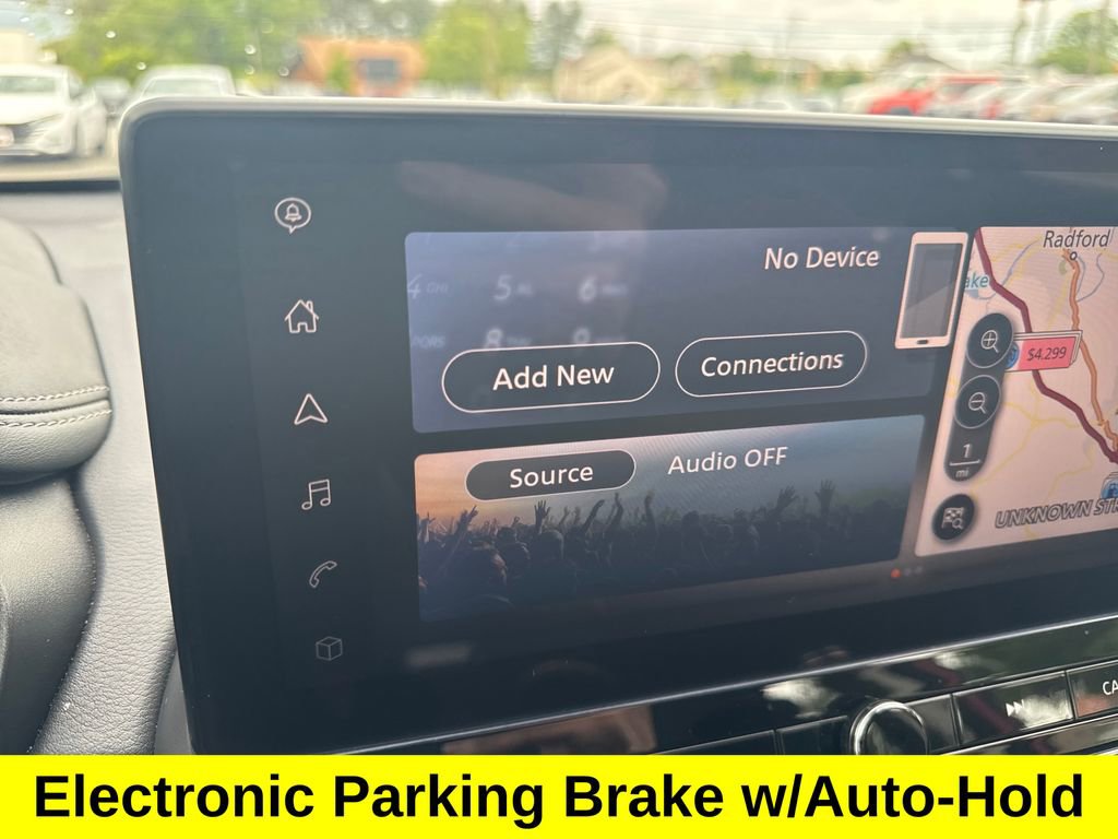 Used 2024 Nissan Altima 2.5 SV w/ SV Premium Package FWD image 19