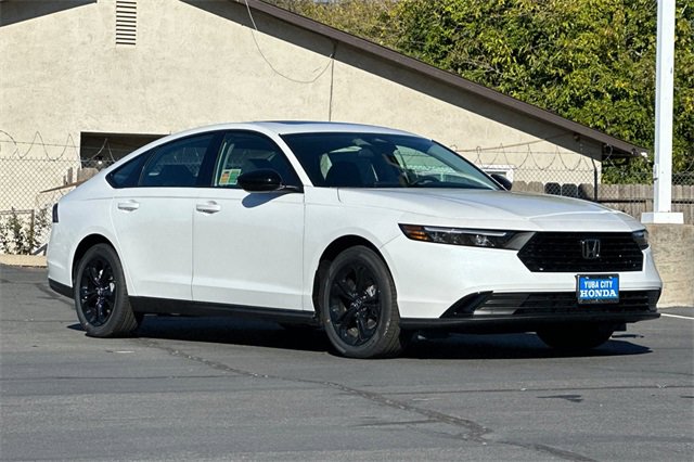 New 2025 Honda Accord SE image 2