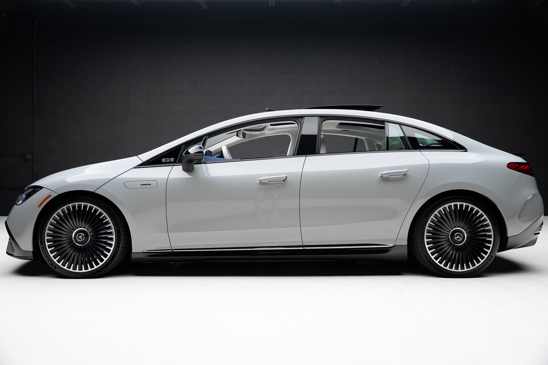 Used 2023 Mercedes-Benz EQE AMG 4MATIC Sedan image 19