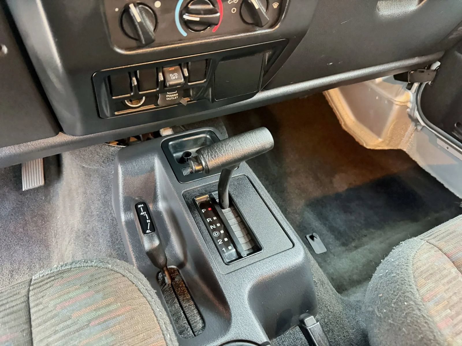 Used 2004 Jeep Wrangler 4WD image 82
