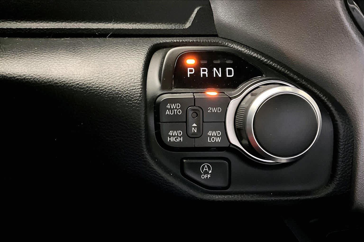 Used 2023 RAM 1500 Big Horn AWD/4WD image 32