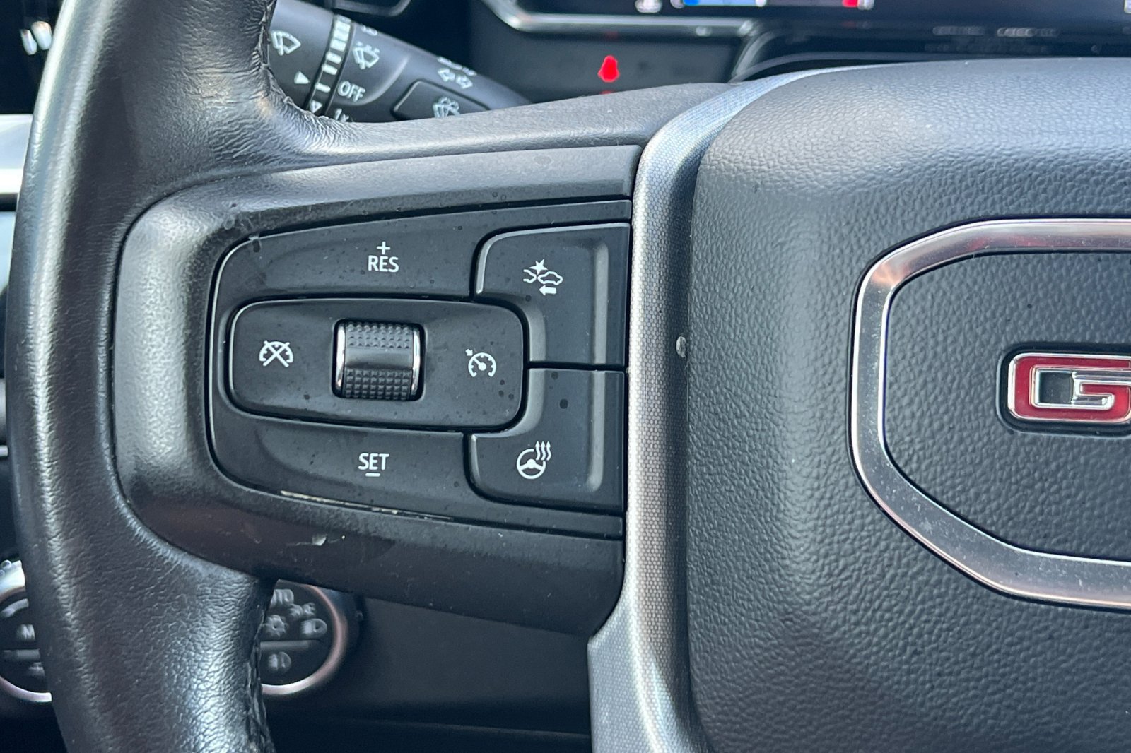 Used 2022 GMC Sierra 1500 Elevation RWD image 31