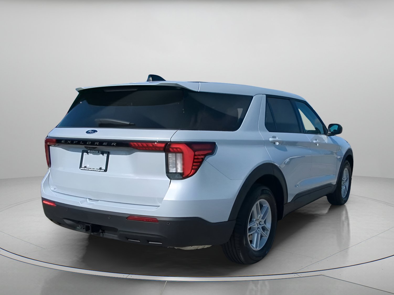 New 2026 Ford Explorer Active RWD image 30