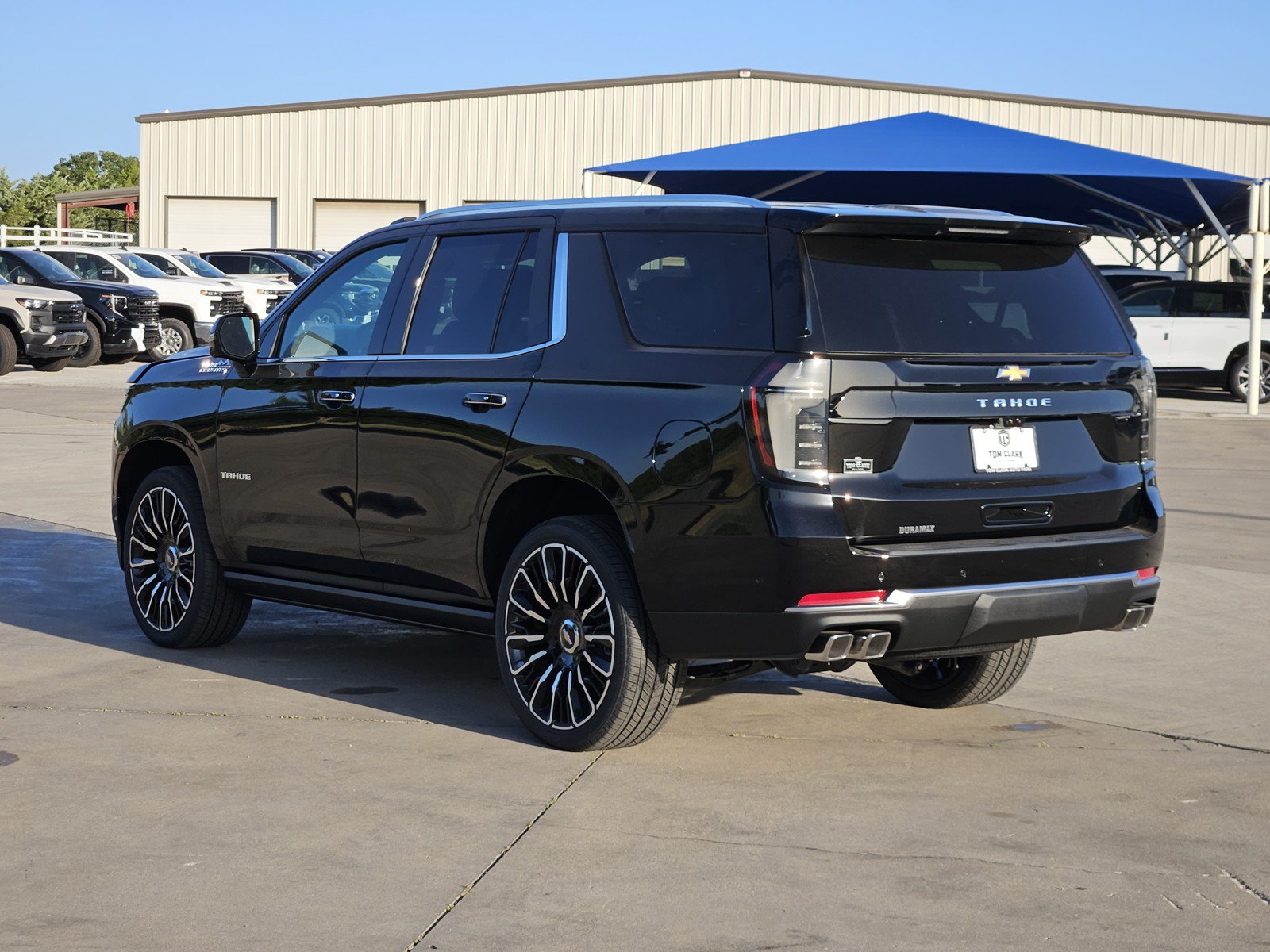 New 2026 Chevrolet Tahoe High Country AWD/4WD image 3
