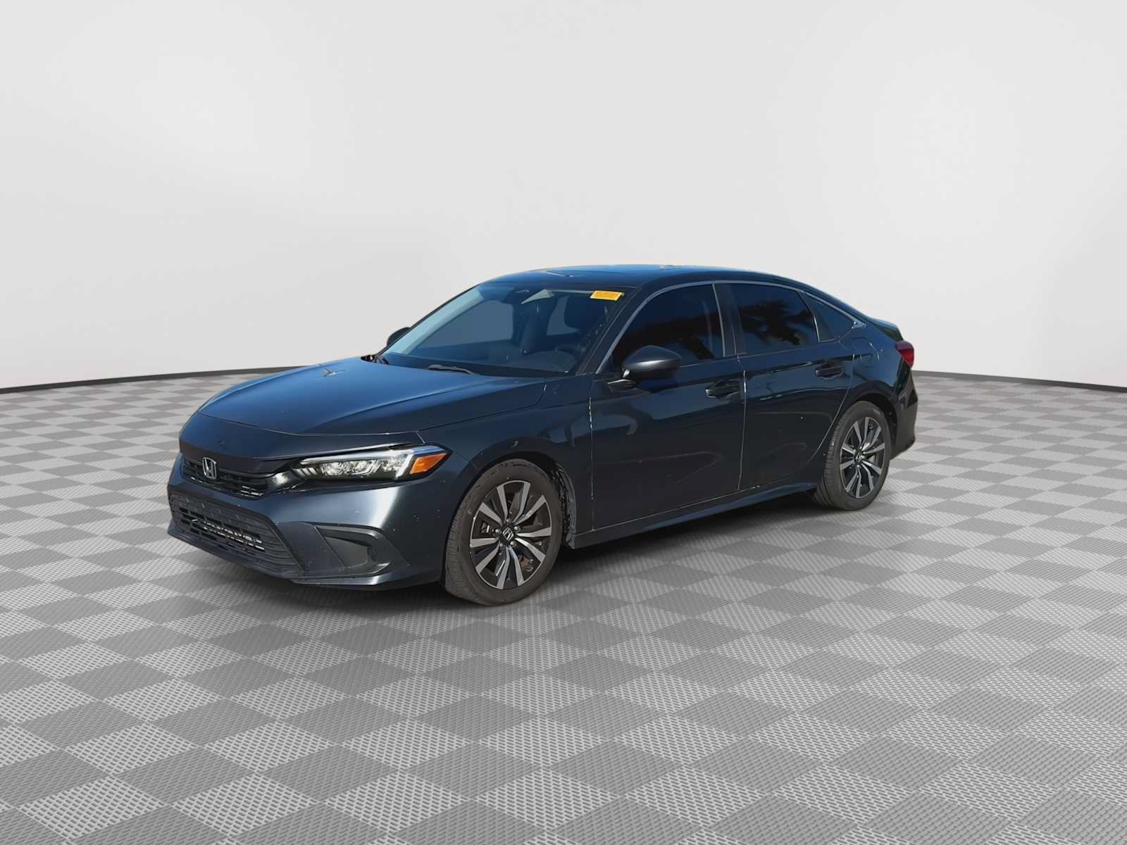 Used 2022 Honda Civic EX image 4