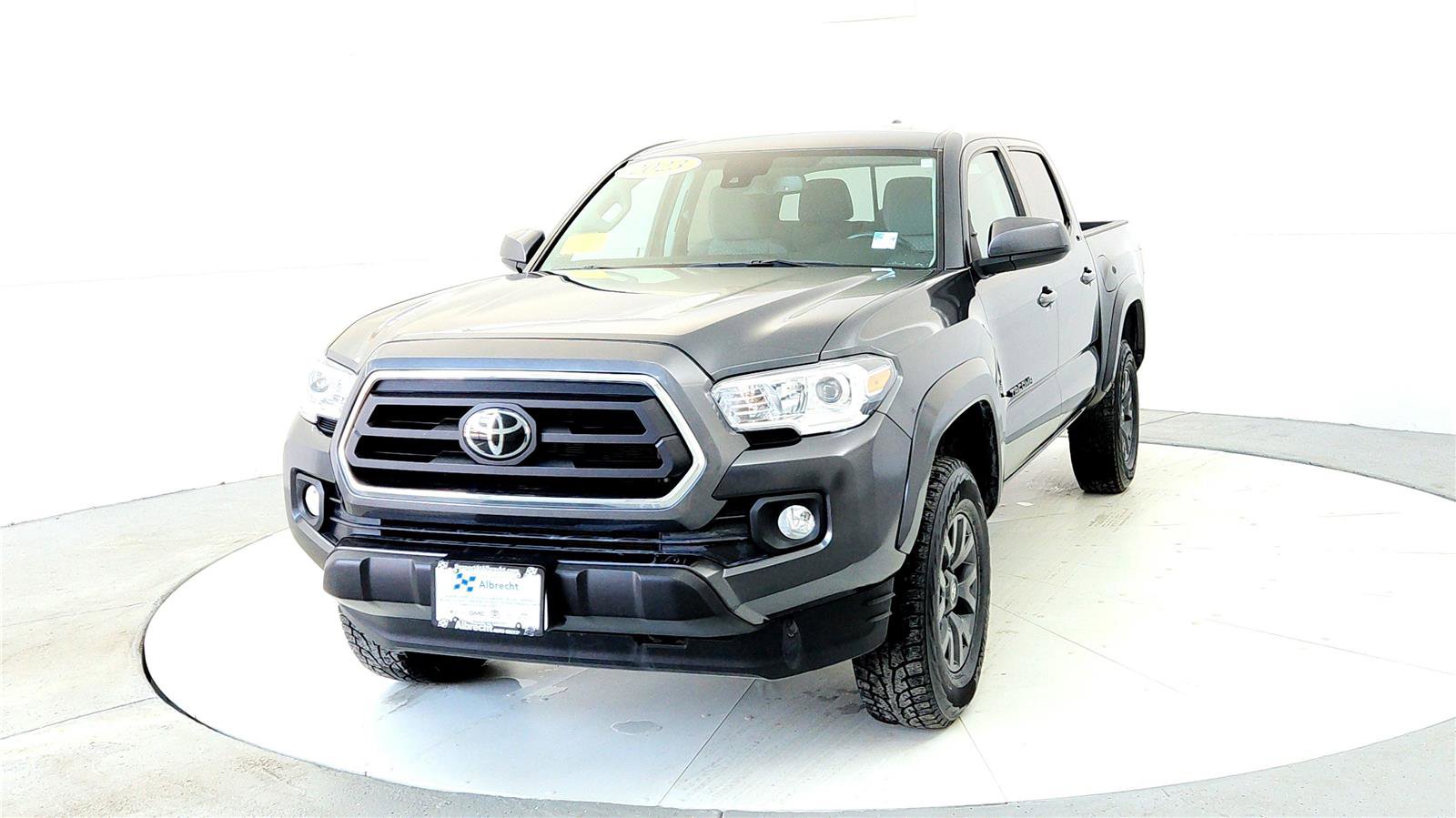 Certified 2023 Toyota Tacoma SR5 w/ Black Out Package (TMS) image 2