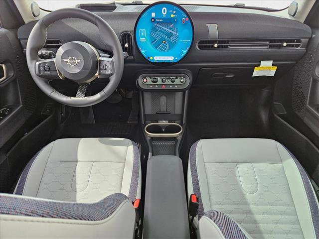 Used 2026 MINI Cooper 4-Door Hardtop image 14