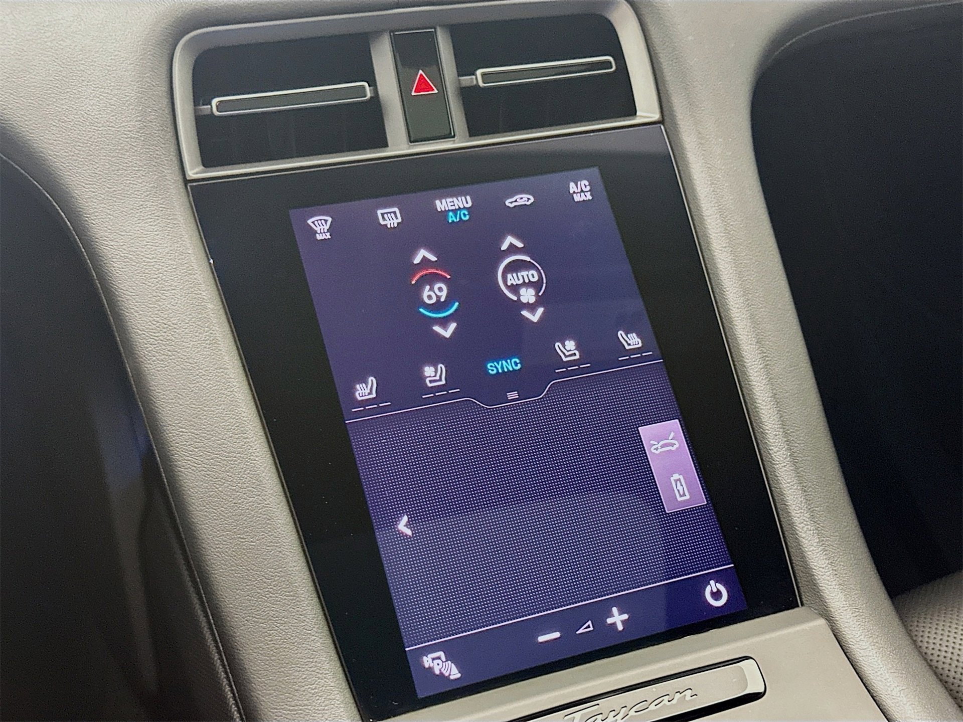 Used 2020 Porsche Taycan 4S image 16