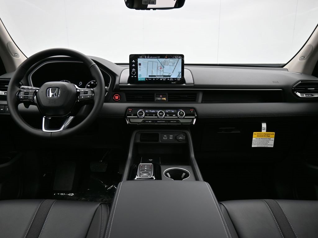 New 2025 Honda Pilot Touring image 44