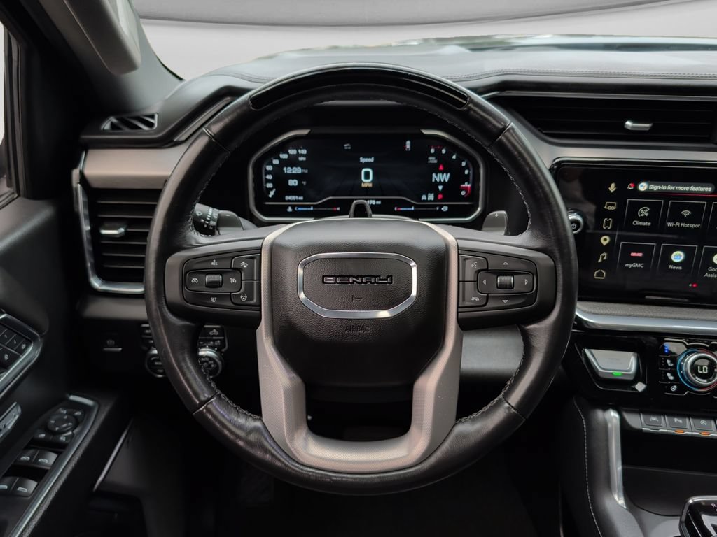 Used 2024 GMC Sierra 1500 Denali w/ Technology Package AWD/4WD image 11