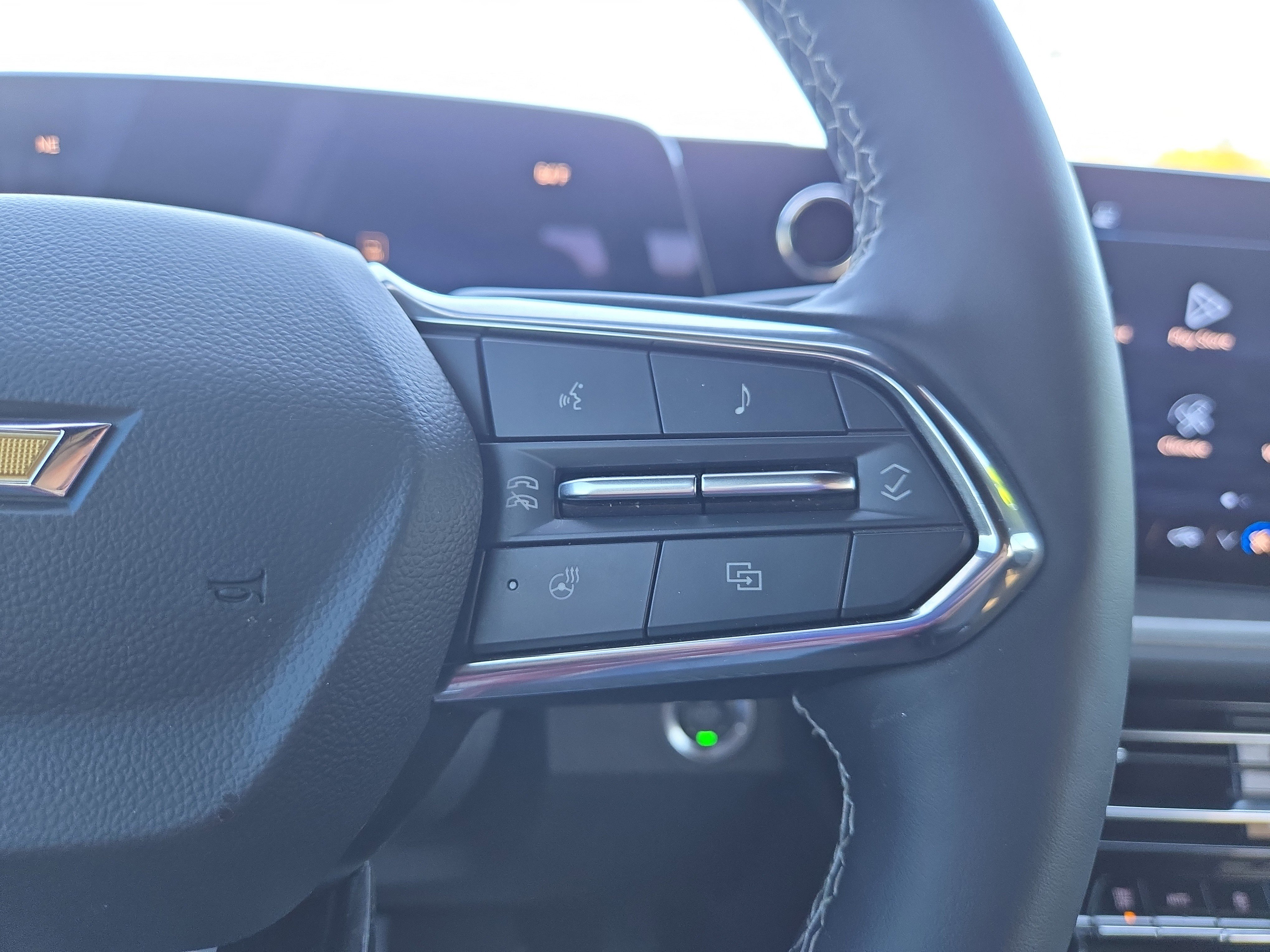 Used 2024 Chevrolet Traverse LT image 20