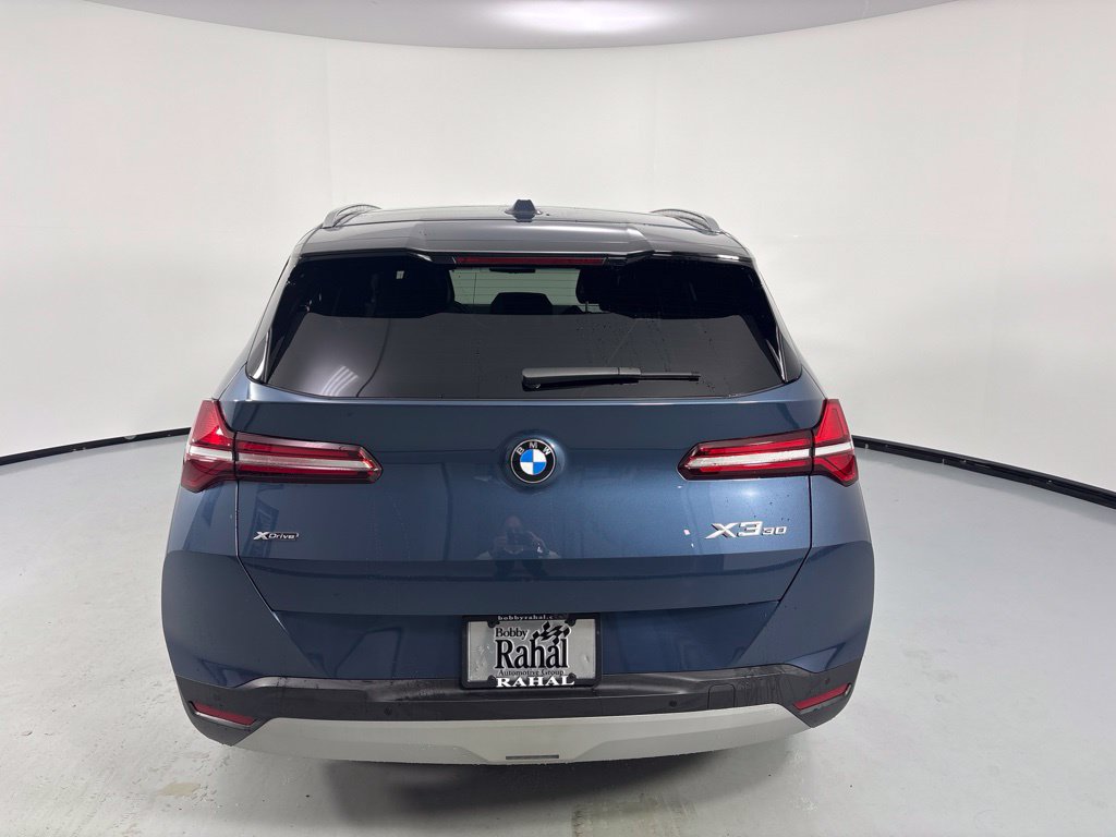 Certified 2025 BMW X3 xDrive30i w/ Premium Package AWD/4WD image 7