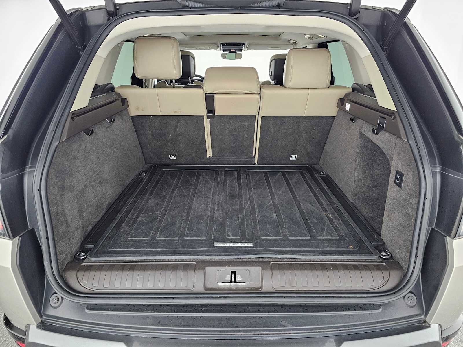 Used 2018 Land Rover Range Rover Sport HSE image 14