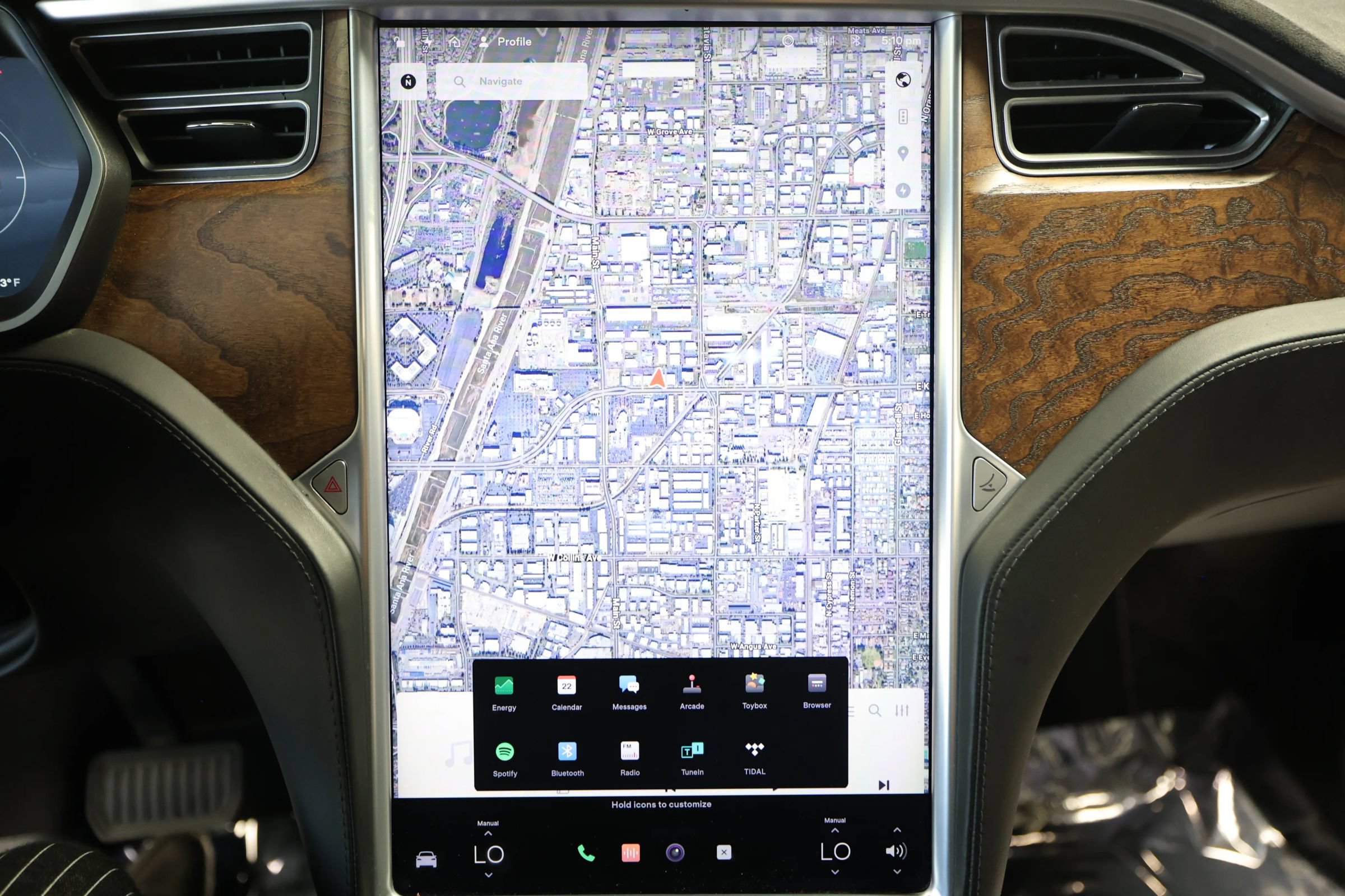 Used 2017 Tesla Model X 90D AWD/4WD image 70