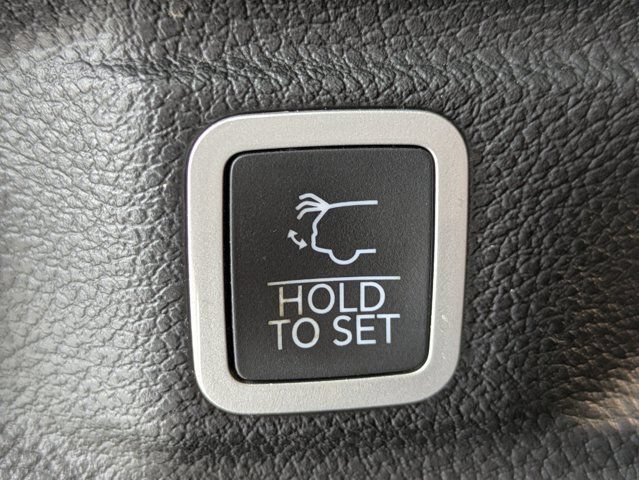 Used 2022 Jeep Grand Cherokee L Summit w/ Advanced Protech Group IV AWD/4WD image 13
