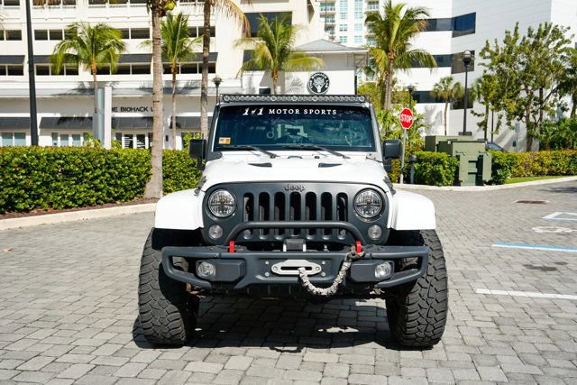Used 2016 Jeep Wrangler Unlimited Rubicon AWD/4WD image 4