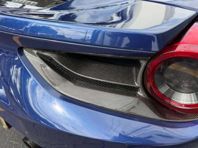 Used 2016 Ferrari 488 GTB RWD image 30