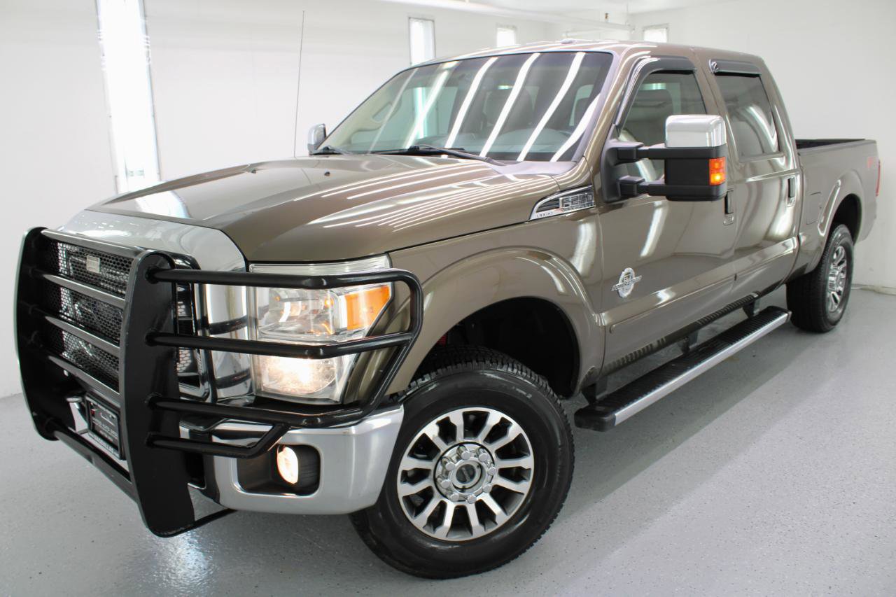 Used 2015 Ford F250 Lariat w/ Chrome Package AWD/4WD image 2