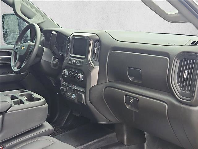 Used 2025 Chevrolet Silverado 3500 W/T image 16