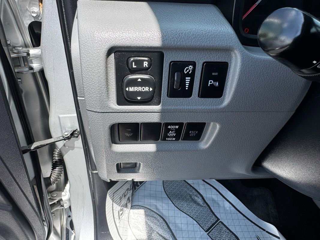 Used 2012 Toyota 4Runner SR5 w/ Convenience Pkg AWD/4WD image 35