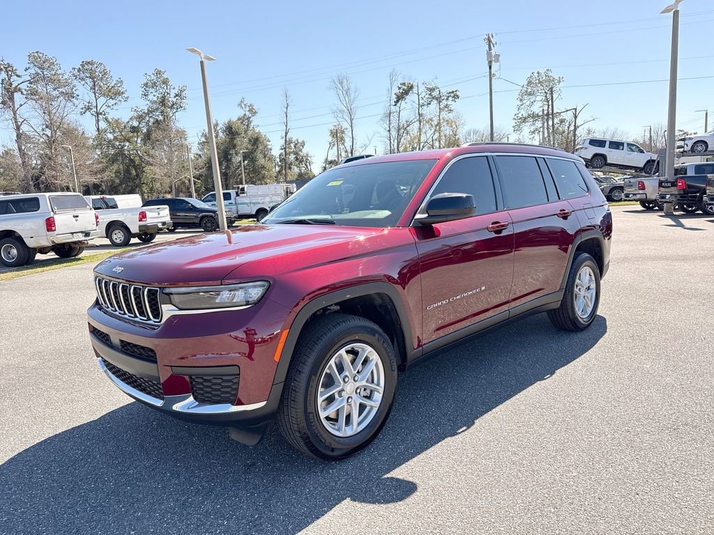 New 2026 Jeep Grand Cherokee L Laredo image 7