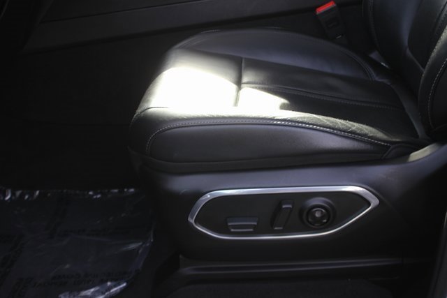 Used 2024 Jeep Wagoneer 4WD w/ Premium Group I image 23