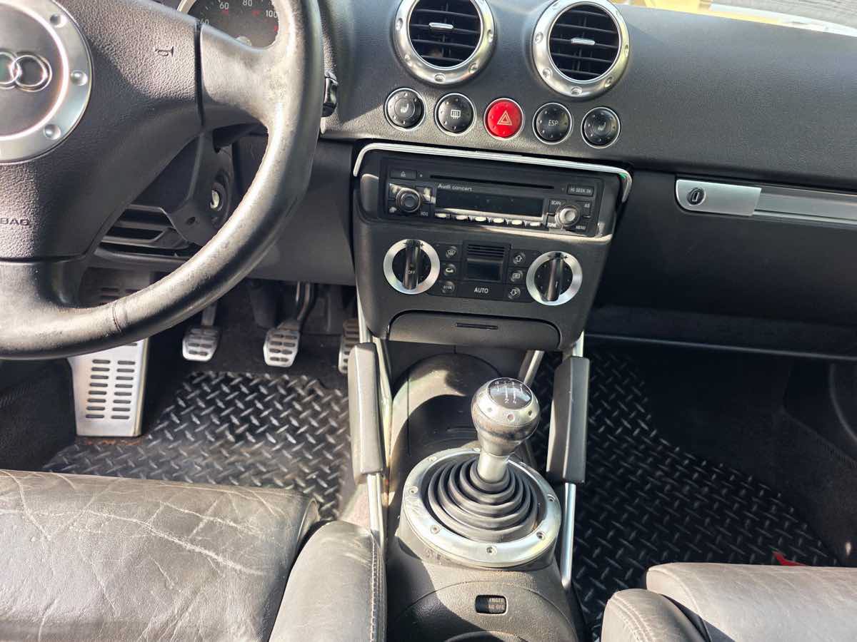 Used 2002 Audi TT 1.8T FWD image 7