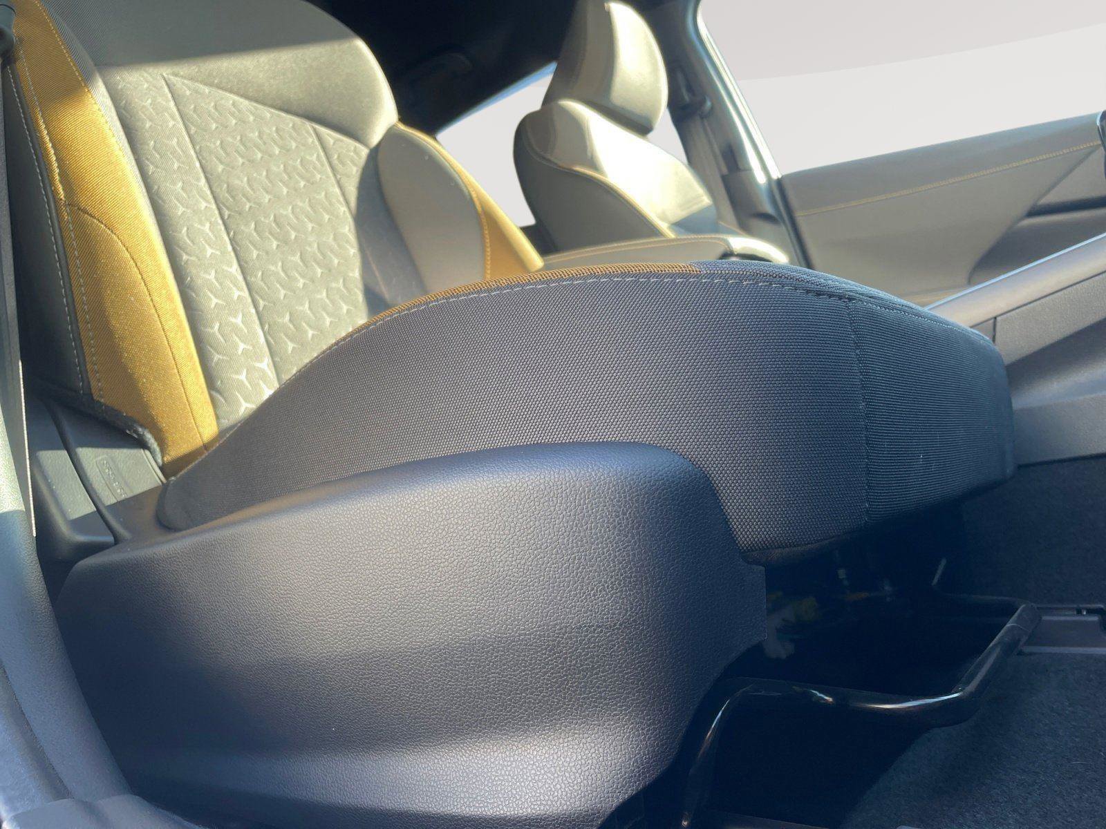 Certified 2025 Subaru Crosstrek 2.5i Sport w/ Crosstrek Mirror Package image 30