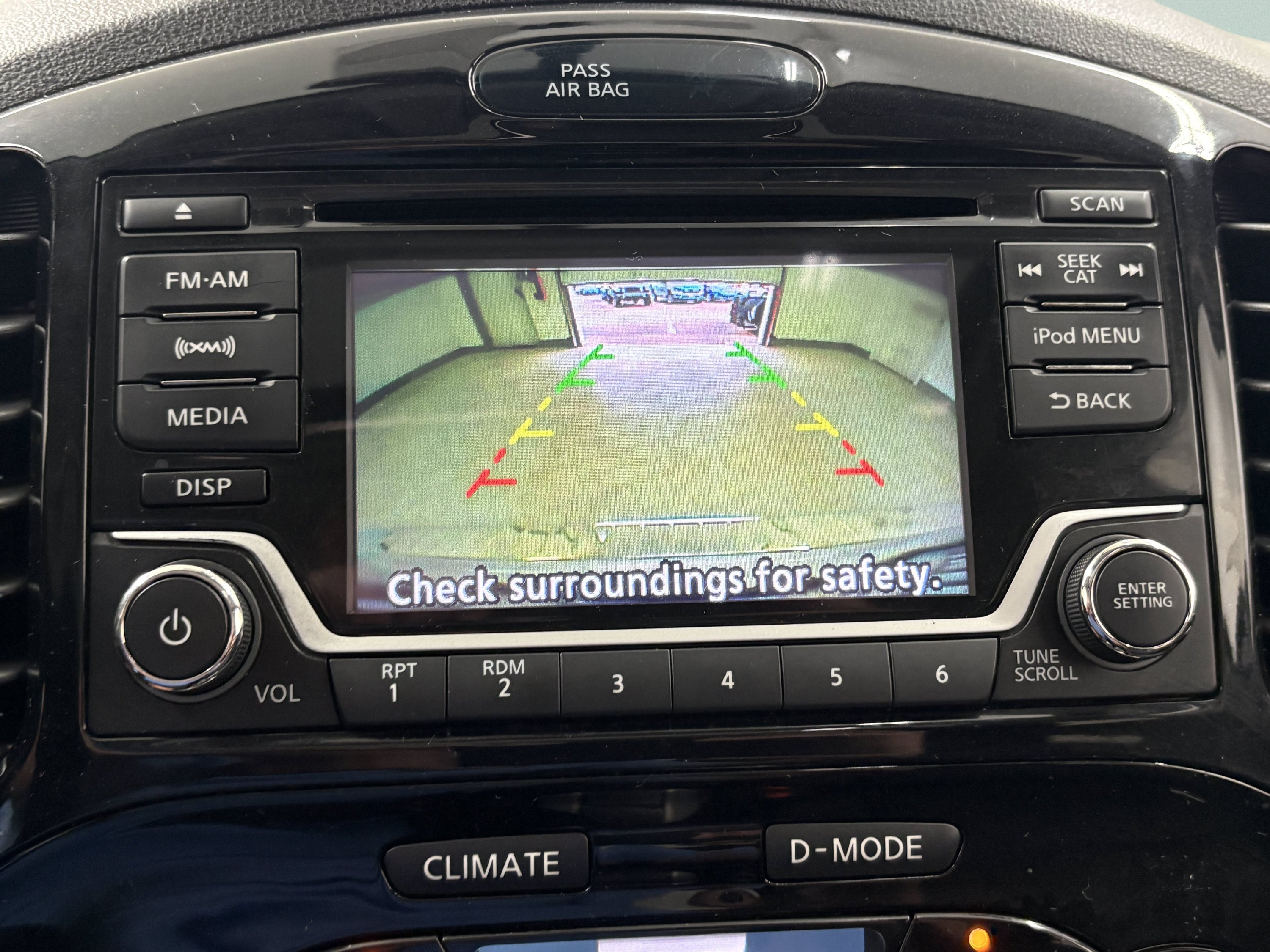 Used 2017 Nissan Juke SV FWD image 16