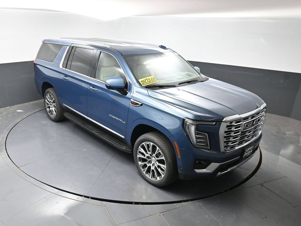New 2026 GMC Yukon XL Denali w/ LPO, Floor Liner Package AWD/4WD image 43
