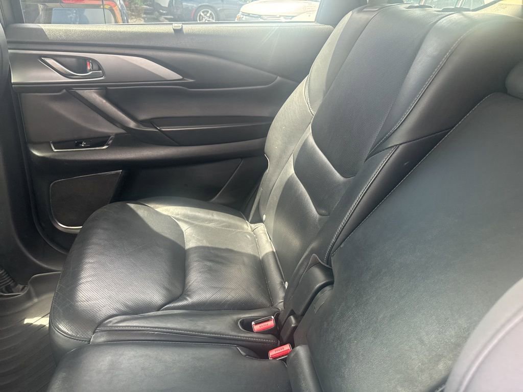 Used 2019 MAZDA CX-9 Touring w/ Touring Premium Package image 2