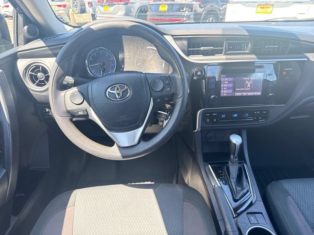 Used 2017 Toyota Corolla LE FWD image 21
