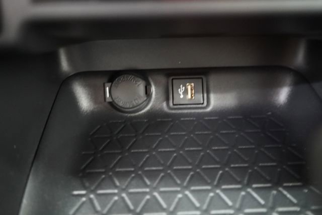 Used 2023 Toyota RAV4 LE image 40