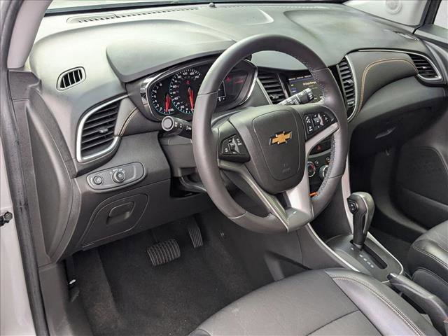 Used 2022 Chevrolet Trax LT w/ Sport Edition image 10