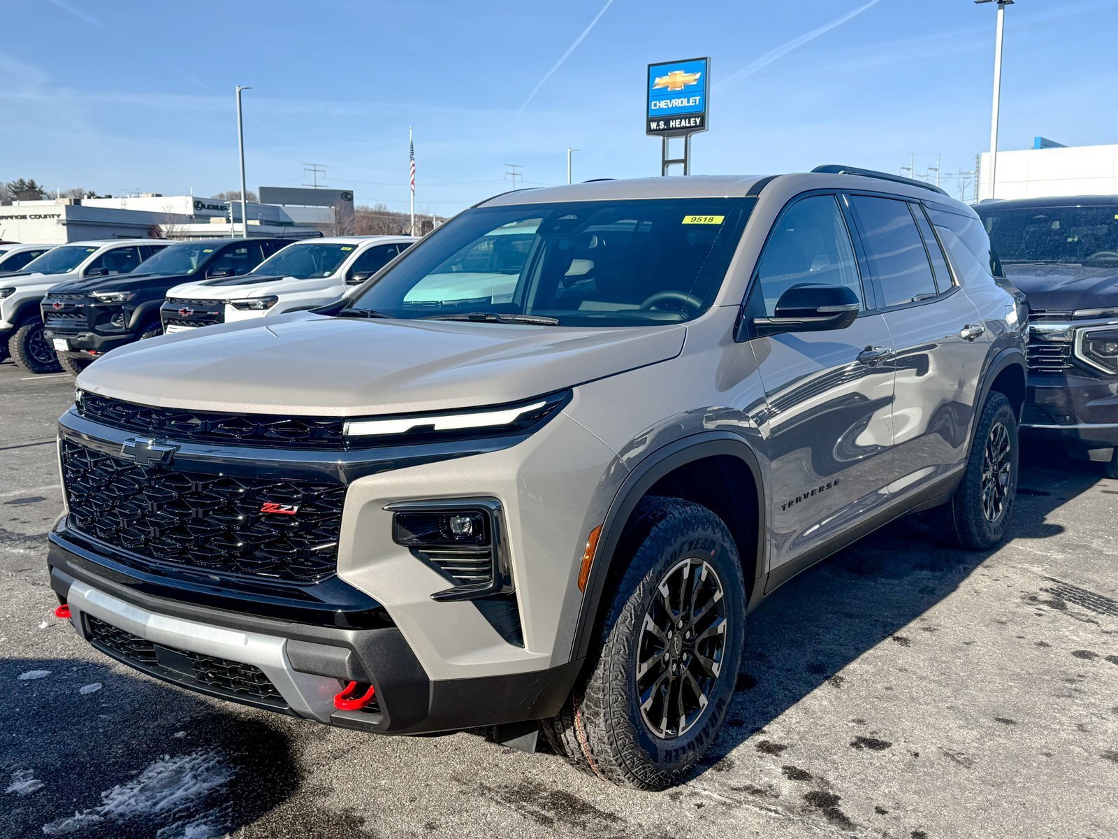 New 2026 Chevrolet Traverse Z71 w/ LPO, Floor Liner Package image 3