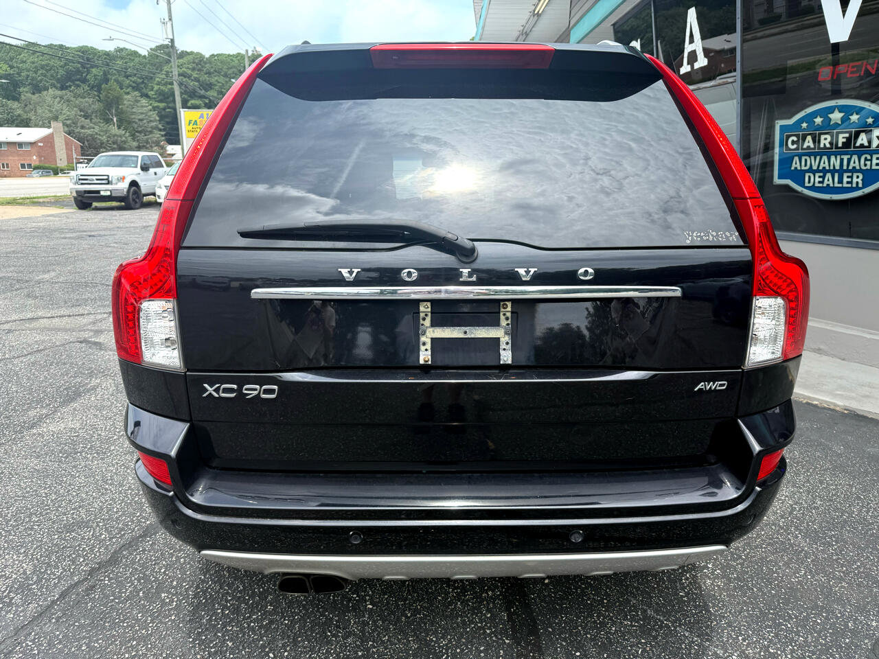 Used 2013 Volvo XC90 3.2 R-Design image 3