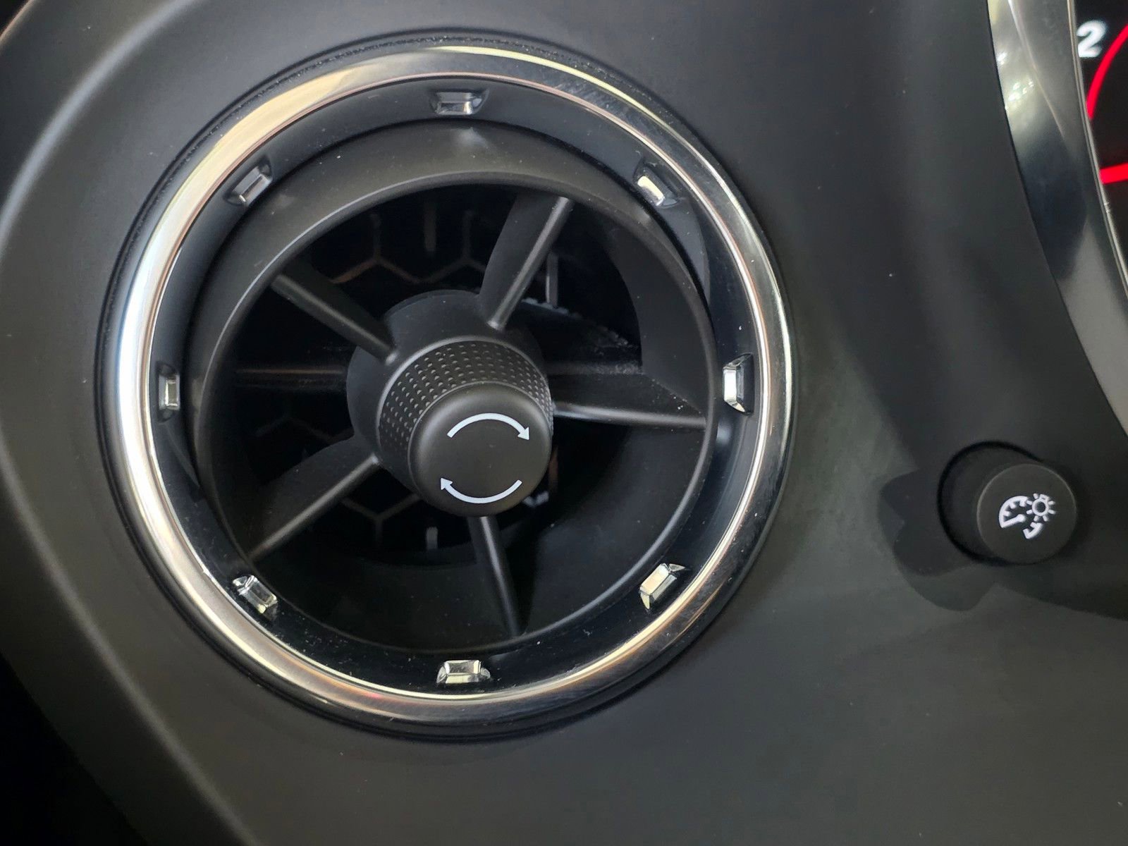 Used 2023 Chevrolet Camaro SS image 33