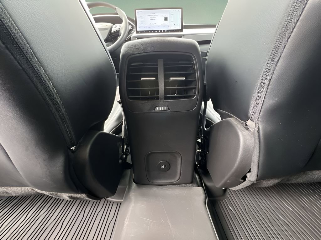 Used 2023 Ford Escape Platinum image 21