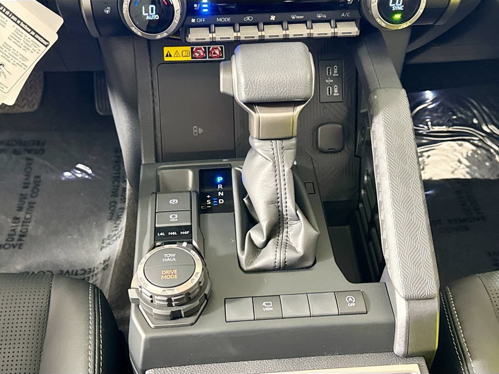 Used 2026 Toyota 4Runner Limited AWD/4WD image 18