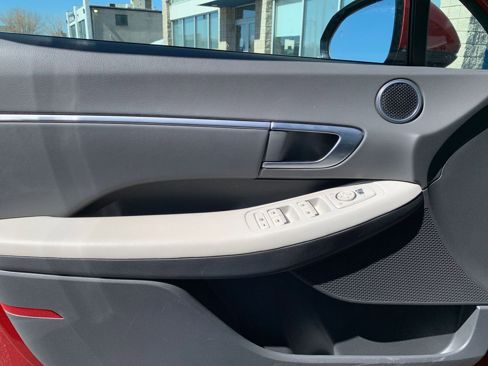 Used 2025 Hyundai Sonata SEL image 18