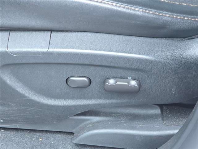Used 2018 Chevrolet Trax LT w/ LT Convenience Package FWD image 22
