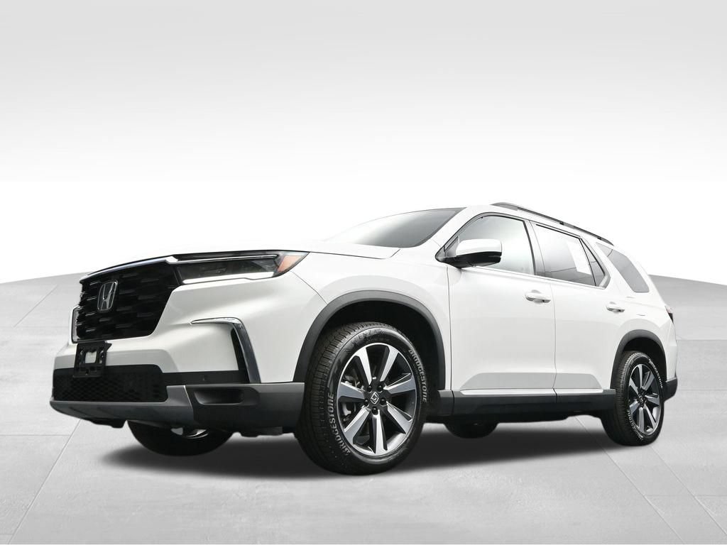 Used 2025 Honda Pilot Touring image 36