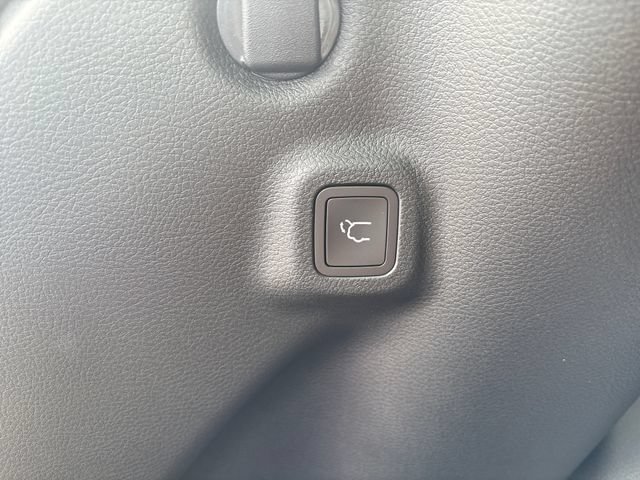 New 2026 Jeep Compass Latitude AWD/4WD image 24