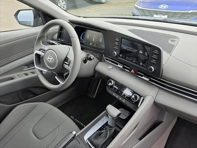 New 2026 Hyundai Elantra Sport FWD image 10