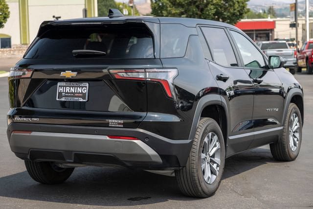 Used 2025 Chevrolet Equinox LT AWD/4WD image 43