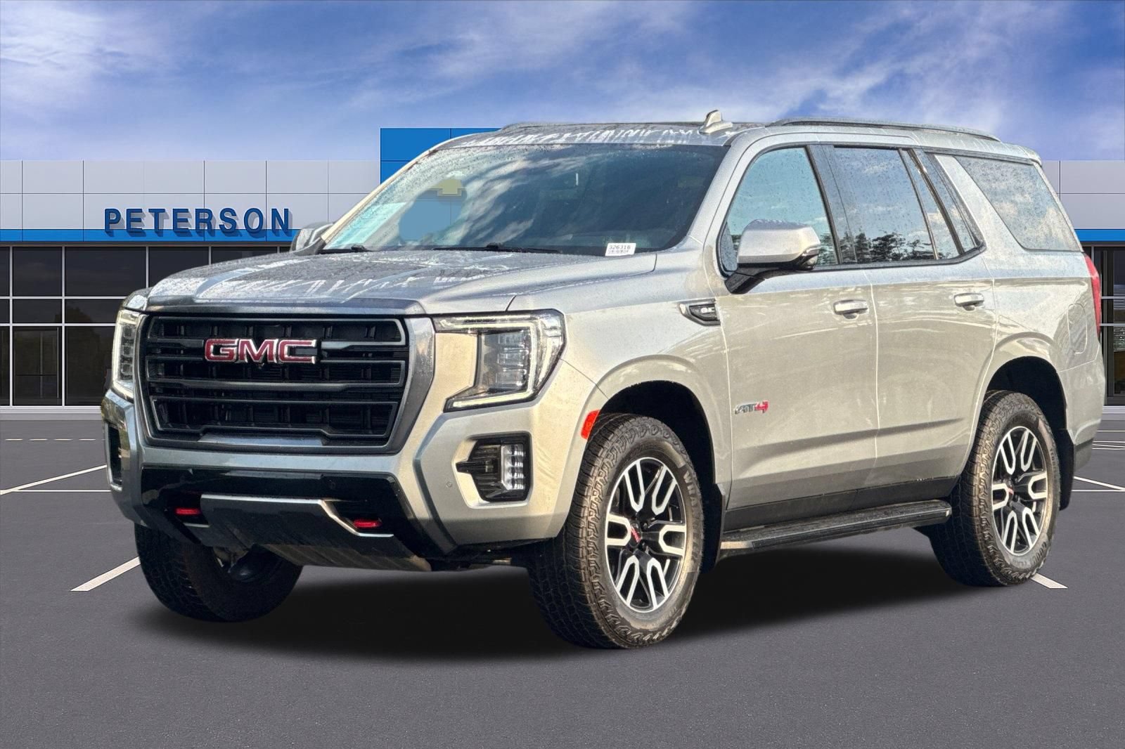 Used 2024 GMC Yukon AT4 w/ Technology Package AWD/4WD image 8