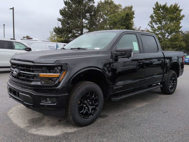 New 2025 Ford F150 XLT w/ Equipment Group 302A MID AWD/4WD image 8