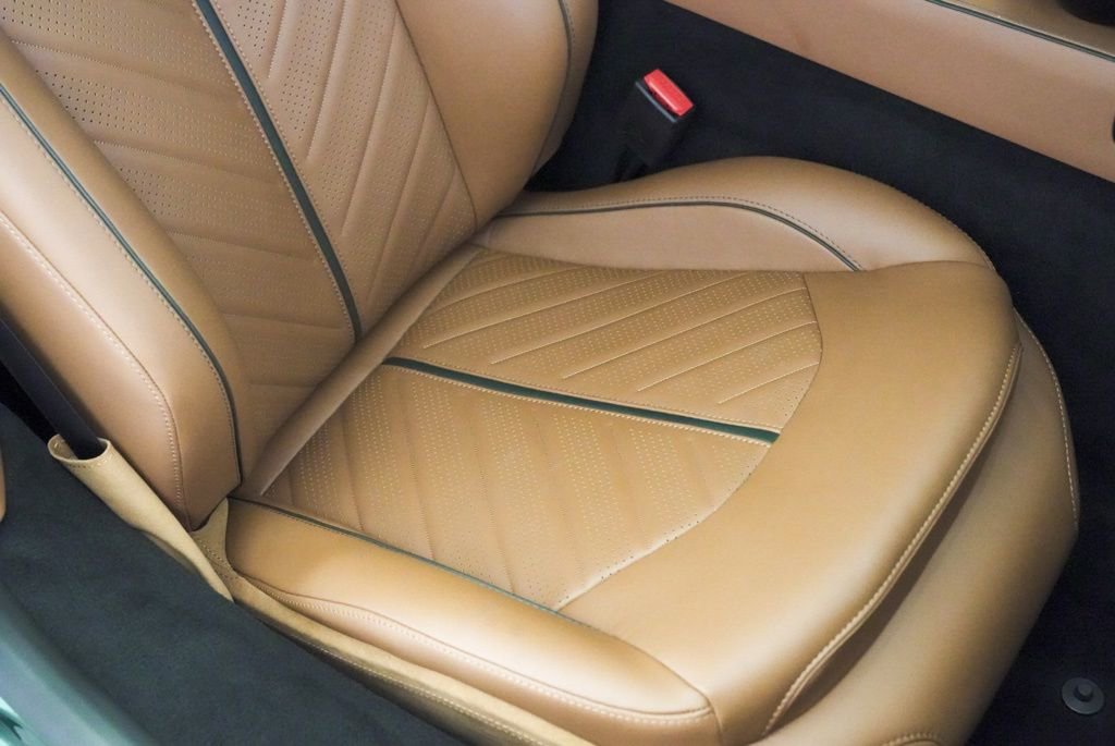 New 2026 Aston Martin V8 Vantage S image 37