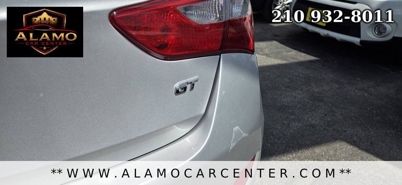 Used 2016 Hyundai Elantra GT FWD image 12