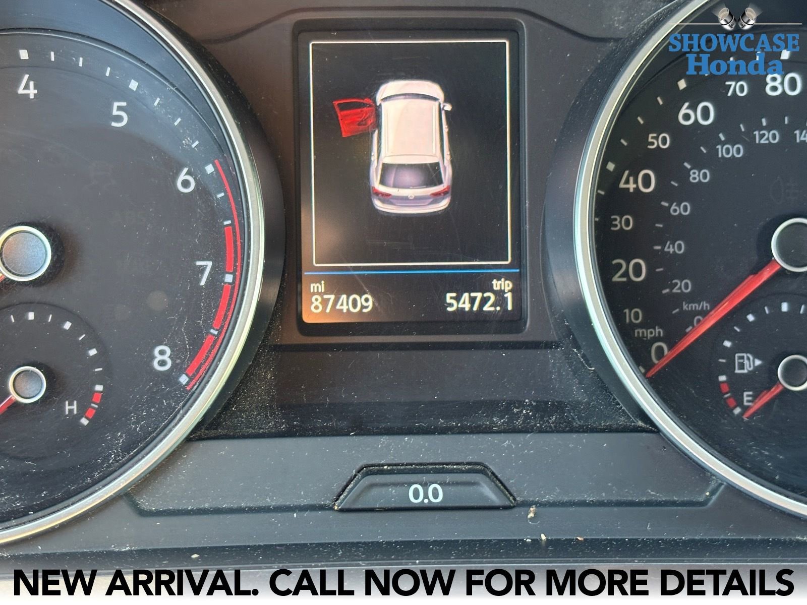 Used 2019 Volkswagen Tiguan SE w/ Panoramic Sunroof Package image 9